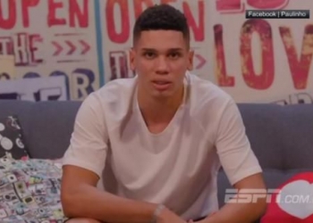 Paulinho, do Vasco, admite que jogaria pelo rival Fla: "Se tivesse a oportunidade..."