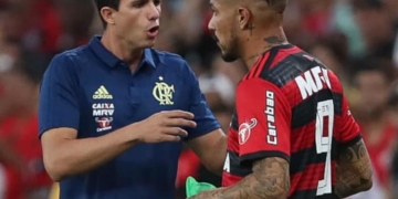 Barbieri afirma que pode fazer mudanças no time do Flamengo visando ‘decisão’ na Libertadores