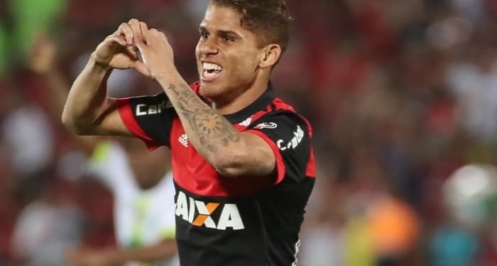 Cuéllar e Flamengo se aproximam de acordo para renovar contrato até 2022