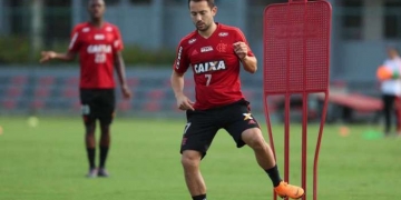 E. Ribeiro mira liderança na Liberta: 'Não nos contentamos com o 2º lugar'
