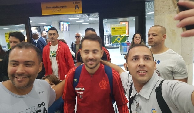 Decisivo e até goleador, Éverton Ribeiro vive sua melhor fase no Fla