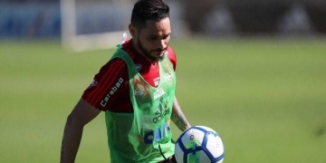 Recuperado, Pará reaparece no campo e está próximo do retorno no Flamengo