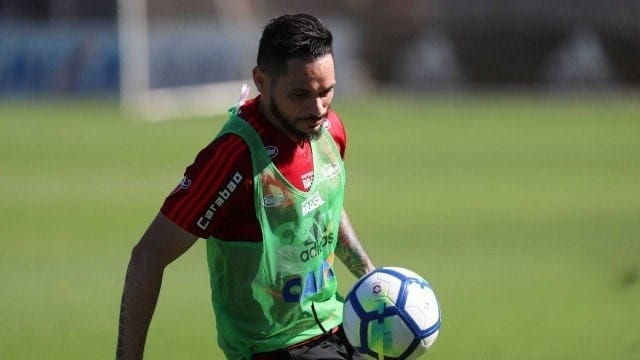 Recuperado, Pará reaparece no campo e está próximo do retorno no Flamengo