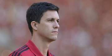 Barbieri explica ideia de jogo do Fla e segue tranquilo: 'Estou técnico'