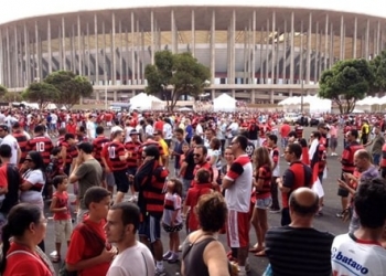 Flu vai mandar clássico contra o Flamengo no Mané Garrincha