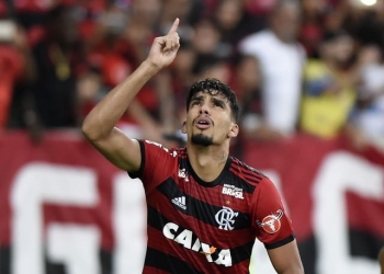 Na montanha-russa do futebol, Paquetá e Evander vivem Flamengo x Vasco diferente