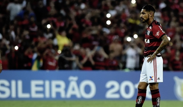 FIFPro questiona punição a Guerrero e convoca reunião com a Fifa