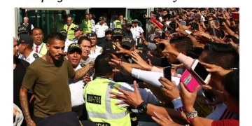 Segundo jornal, Guerrero terá reunião com presidente da Fifa para falar da suspensão