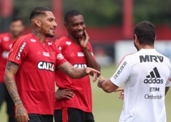 Representante de Guerrero diz que Fifa voltou atrás em suspensão