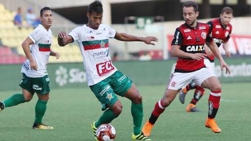 Dias de paz: Éverton Ribeiro diz que Fla afastará problemas ”dentro de campo”