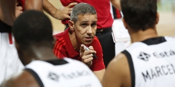Cogitado na Argentina, Neto, ex-Fla, não descarta trabalho internacional