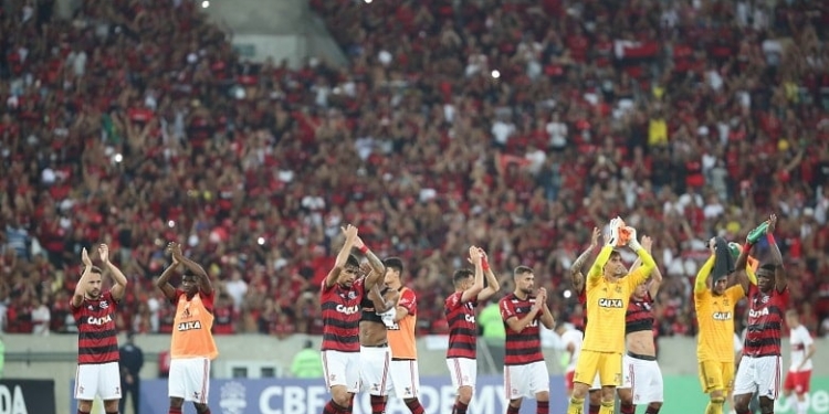 Barbieri vê Flamengo cada vez mais forte com o apoio da torcida