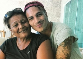 Mãe de Guerrero acusa 'complô' de jogador peruano e diz: 'Meu filho está destroçado'