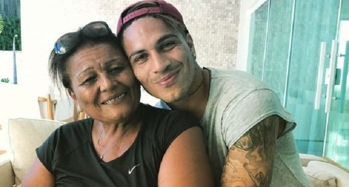 Mãe de Guerrero acusa 'complô' de jogador peruano e diz: 'Meu filho está destroçado'