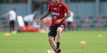 Ceará sonda Thiago Santos, mas Flamengo descarta empréstimo