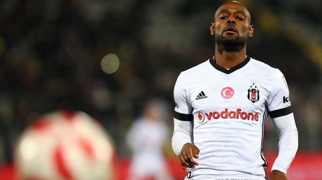 Vagner Love rechaça proposta do Flamengo: 'Ninguém me procurou'