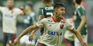 Com raça e gol de Thuler, Flamengo empata com Palmeiras e abre vantagem no Brasileiro