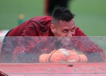 Diego Alves em 10 defesas: um gol em 12 jogos, em sua melhor fase no Flamengo