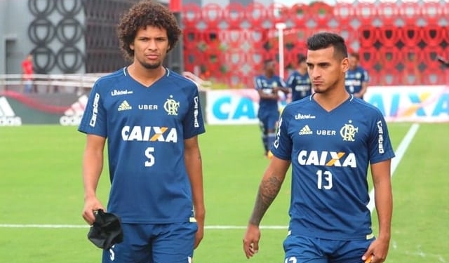 Arão e Trauco interessam ao Sporting
