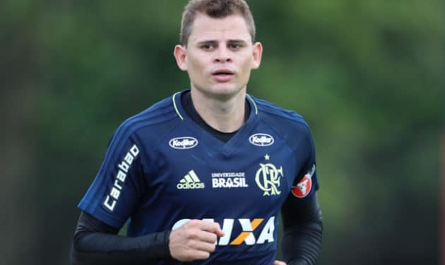 Fla vai receber R$ 9 milhões com venda de Jonas e deve ir atrás de volante