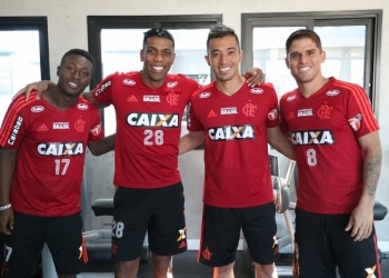 Fla "cafetero": chegada de Uribe reforça laços do Rubro-Negro com a Colômbia