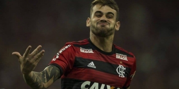 Em noite de Vinícius Jr e Vizeu, Fla vence a quinta seguida e garante a liderança no recesso da Copa