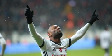 Flamengo recua e não faz proposta para repatriar Vagner Love