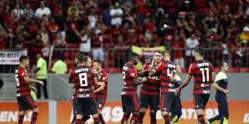 Segredo para a liderança: defesa consistente do Fla faz a diferença
