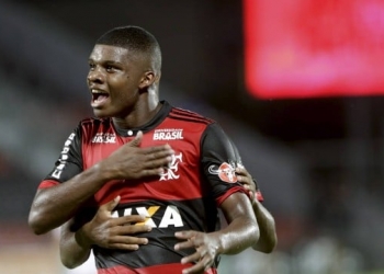Site turco coloca Lincoln na mira do Galatasaray, indicado por brasileiro