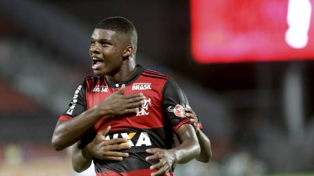 Site turco coloca Lincoln na mira do Galatasaray, indicado por brasileiro