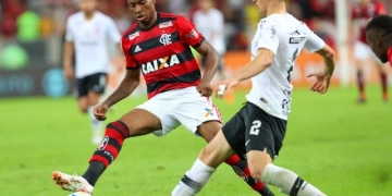 Barbieri promove a entrada de Jean Lucas no lugar de Paquetá; veja o time do Flamengo