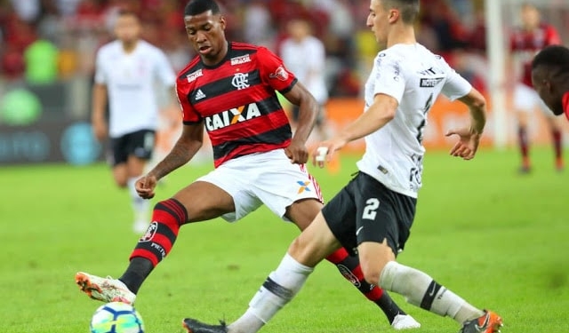 Barbieri promove a entrada de Jean Lucas no lugar de Paquetá; veja o time do Flamengo