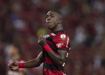 Trauco, Cuéllar, Vinicius Jr... Abertura da janela de transferências pode fazer estrago no Fla