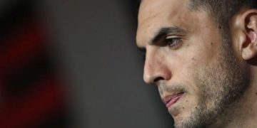 Rhodolfo se trata no Ninho durante recesso para acelerar volta ao time