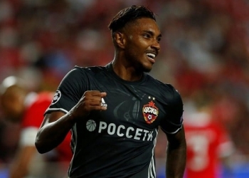 Flamengo se acerta com Vitinho, e agora espera que russos aceitem R$ 45,2 mi parcelados para fechar negócio