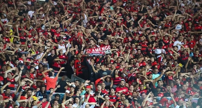 Elenco do Flamengo destaca importância da torcida