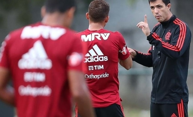 Flamengo inicia maratona de 11 jogos em 42 dias para decidir 2018