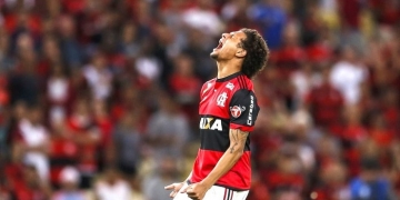 Flamengo recusa proposta do Olympiacos por Arão
