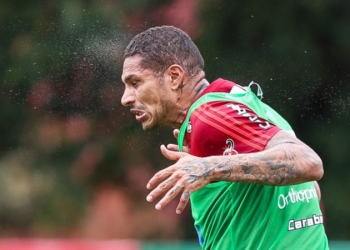 Flamengo se resguarda por Guerrero e deve ter novidade no comando do ataque