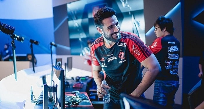 Flamengo é líder no Brasileirão... de futebol e de League of Legends