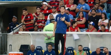 Maurício Barbieri enaltece desempenho coletivo e fala sobre Grêmio