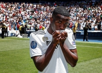 Por adaptação, Vinicius Jr admite possibilidade de ir para time B do Real