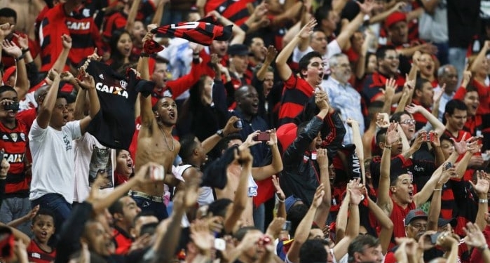 Torcida do Flamengo esgota Setores Norte e Sul do Maracanã para clássico diante do Botafogo
