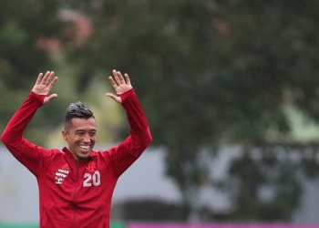 Uribe é regularizado e está liberado para jogar pelo Flamengo já nesta quarta
