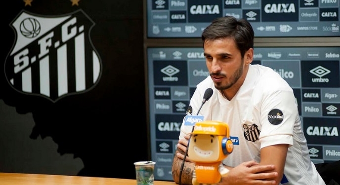 Jair espera por Ruiz, mas meia não deve encarar o Flamengo