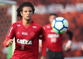Olympiacos não atende exigências e desiste da contratação de Arão