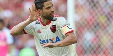 Diego rejeita proposta astronômica do Mundo Árabe e segue no Flamengo