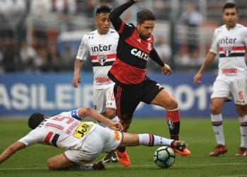 Diego tem no São Paulo o seu principal alvo no futebol brasileiro
