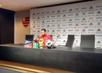 Em clima leve, Everton Ribeiro projeta Fla forte na volta após a Copa