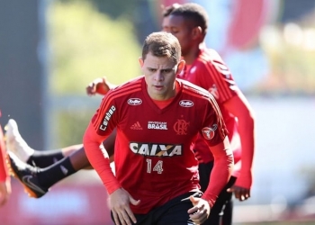Flamengo e árabes chegam a novo acordo, e Jonas viaja para Dubai